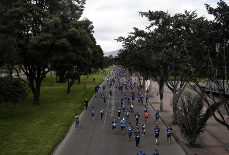 Carrera atlética en Bogotá, imagen de ilustración Carrera atlética en Bogotá, imagen de ilustración
