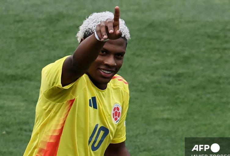 Óscar Perea marcó el único gol del compromiso y le dio a la Selección Colombia el tercer lugar del Mundial Sub-20. Óscar Perea marcó el único gol del compromiso y le dio a la Selección Colombia el tercer lugar del Mundial Sub-20.