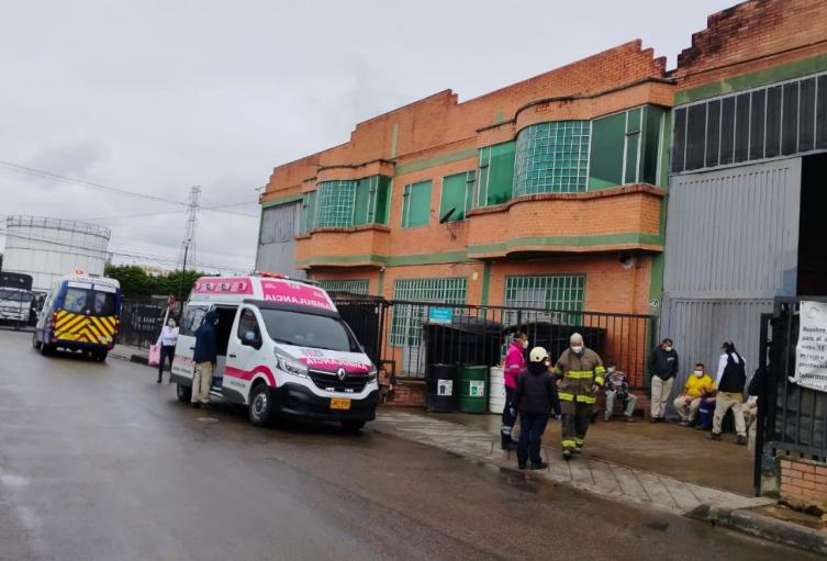 Emergencia por fuga de gas cloro en Mosquera