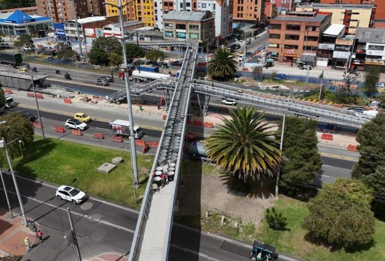 IDU pone a prueba el puente de la 150 le echan 71 toneladas encima IDU pone a prueba el puente de la 150 le echan 71 toneladas encima