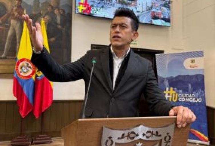 Concejal Julián Fuchi Forero responde al fallo de la Procuraduría y defiende su gestión pública