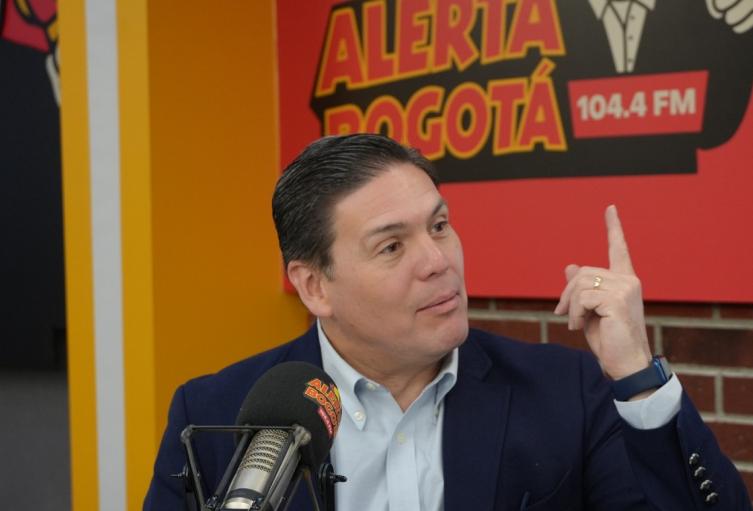 Juan Carlos Pinzón, en Alerta Bogotá Juan Carlos Pinzón, en Alerta Bogotá
