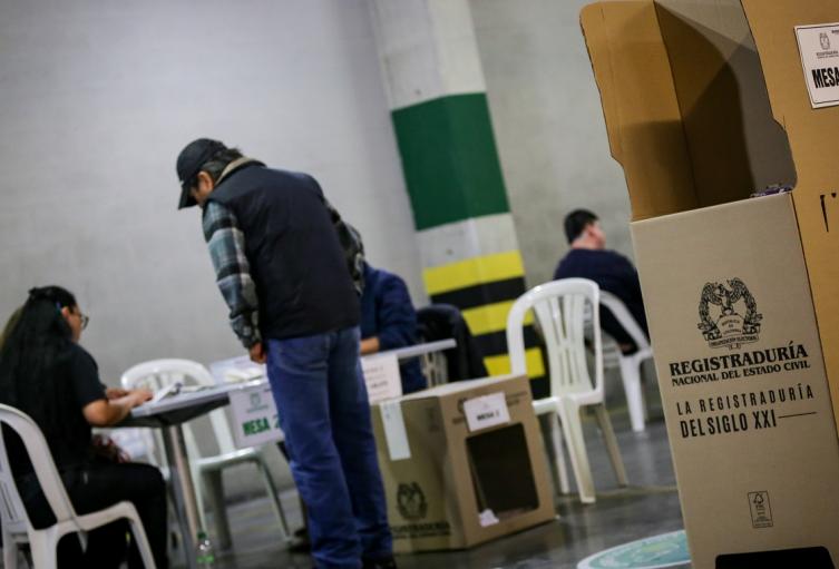 Notificaciones falsas para jurados Notificaciones falsas para jurados