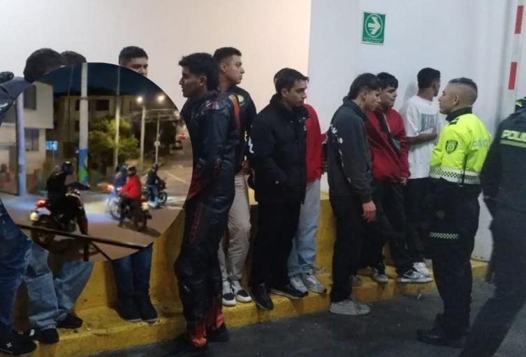 Piques de moteros terminaron mal Policía y vecinos los frenaron duro Piques de moteros terminaron mal Policía y vecinos los frenaron duro