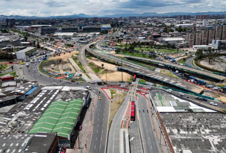 Zona de la implosión en Puente Aranda