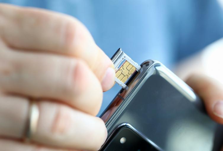 Si su celular se queda sin servicio, ojo: le estarían vaciando las cuentas bancarias Si su celular se queda sin servicio, ojo: le estarían vaciando las cuentas bancarias