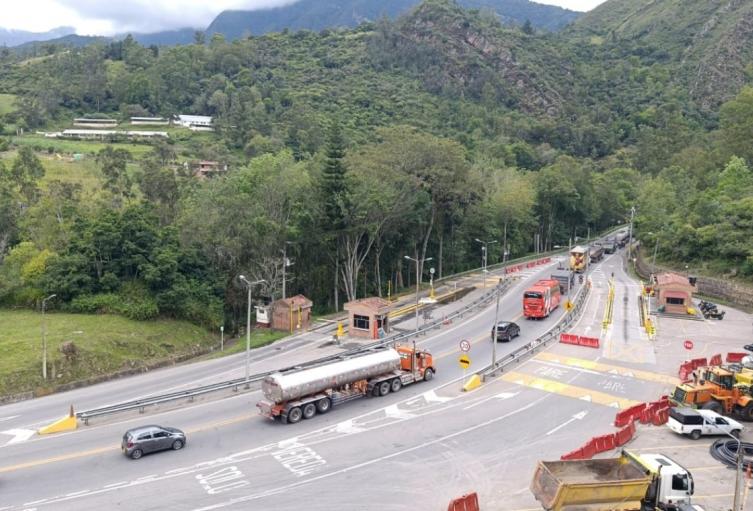 Vía Bogotá–Villavicencio: plan oficial busca restablecer conectividad en corto plazo Vía Bogotá–Villavicencio: plan oficial busca restablecer conectividad en corto plazo
