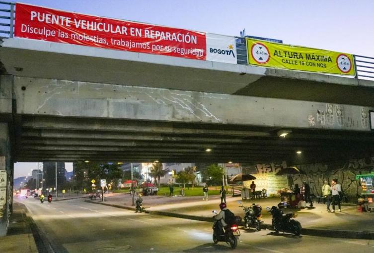 Reparación de puente vehicular en la NQS