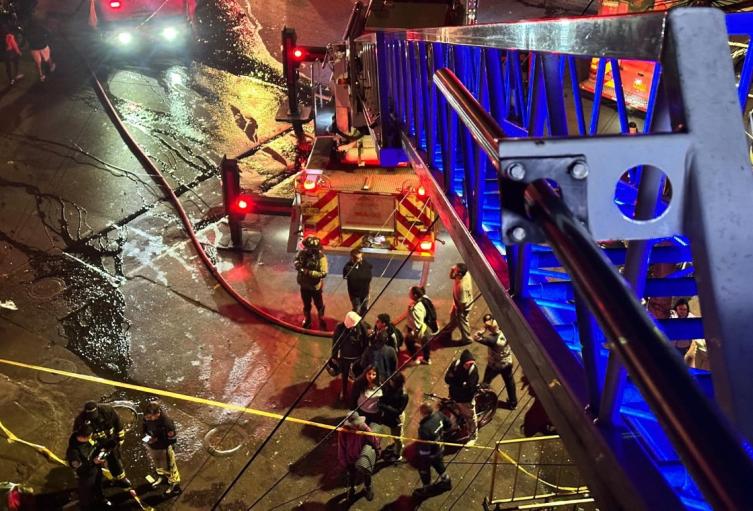 Bomberos atendieron incendio en San Victorino