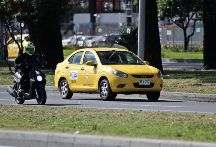 Pico y placa para taxis en Bogotá