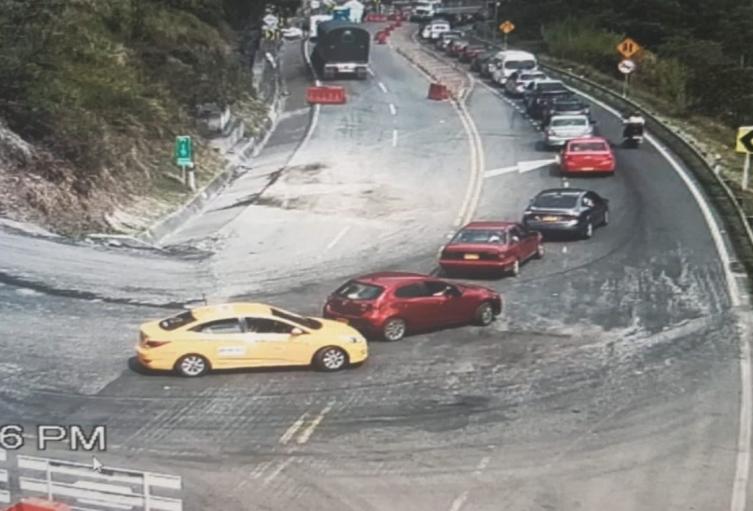 Trancones en la vía al Llano