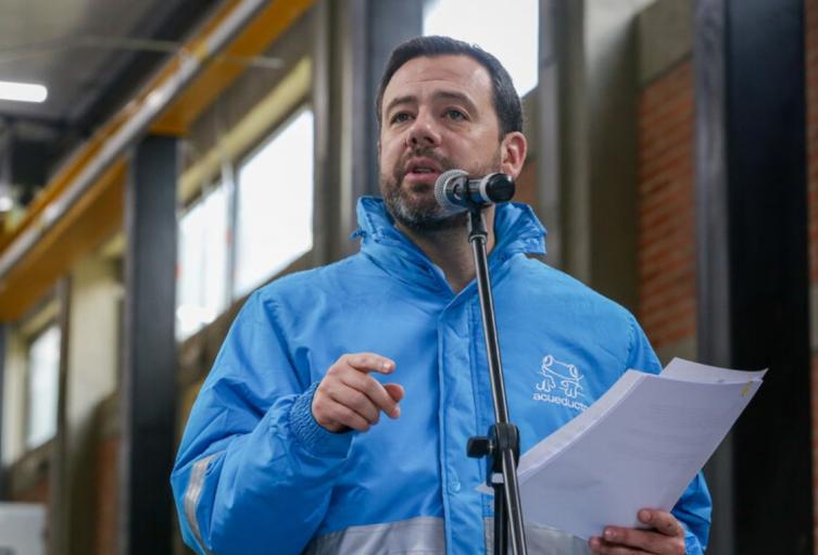 Agua limpia llega al campo: 590 familias rurales salen ganando