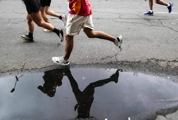 Carrera atlética Bogotá el 14 de diciembre del 2025