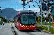 Cierres de Transmilenio y vías importantes en Bogotá por hinchas