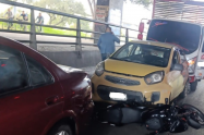 Fuerte accidente en Fontibón tiene el tráfico paralizado use estás rutas 