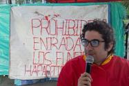 Roberto Angulo, secretario de Integración Social, hace denuncia contra comunidad emberá