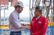 El alcalde Carlos Fernando Galán y el director del IDU, Orlando Molano