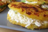 Receta de arepas de plátano maduro rellenas de queso: apenas para la cena