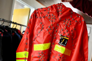 Transforman uniformes de TransMilenio en moda así quedaron las piezas
