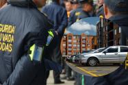 En los conjuntos toca soltar más plata vigilantes salen ganando