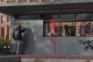 Manifestantes atacan el CAI en Chapinero habitantes están con miedo