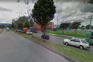 Carrera 88 con calle 72, Bogotá. 