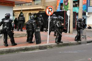 Esmad se enfrenta a los estudiantes de la U. Distrital 