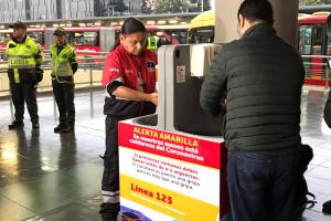 Lavamanos portátiles en Transmilenio, por el coronavirus