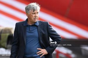 Ancelotti, técnico del Everton