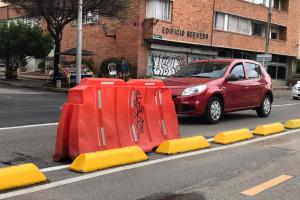 Separadores viales de los nuevos corredores para bicicletas