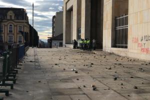 Palacio de Justicia en medio de las confrontaciones