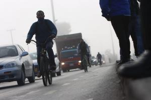 Inicia protesta por parte de conductores contra ciclorruta de Calle 13 