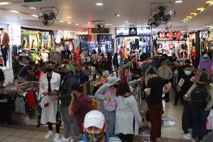 Madrugón en San Victorino: habrá ropa y juguetes desde 5.000 pesos