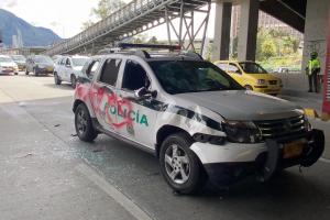 Carro de Policía vandalizado