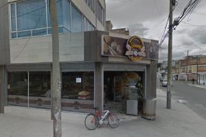 Asesinan a dueño de panadería del barrio Marsella