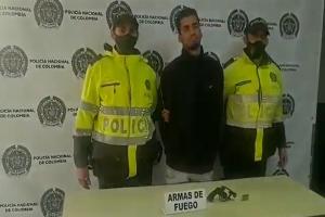 Extranjero que intentó atacar a las autoridades con revólver en Bogotá
