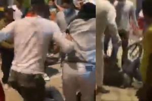 Agresiva vieja atacó con cuchillo, tacón y uña a una mujer dentro de bar 