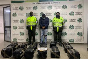 Captura de hombre que transportaba marihuana 