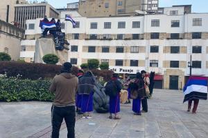 Derriban estatua de Gonzálo Jiménez de Quesada en Bogotá