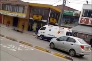 Ambulancia atropelló dos motociclistas