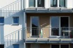 Edificio de balcones 