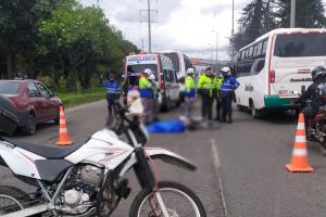 Ciclista murió en Autopista Norte 