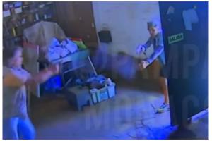 Entraron a robar la casa de un guardia retirado y los recibió a disparos