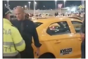 Taxista le cobró más de $800.000 a un turista por llevarlo del aeropuerto al hotel