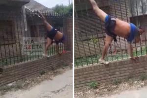 Ladrón intentó robar una casa y quedó enganchado en la reja