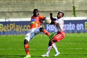 Santa Fe en el partido contra Envigado  
