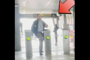 Conductor de Transmilenio de cuela en el sistema.