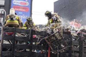 Camión se incendió en plena Avenida Boyacá