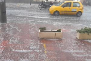 Fuerte granizada en Bogotá