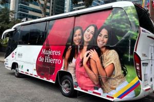 Bus Mujeres de Hierro